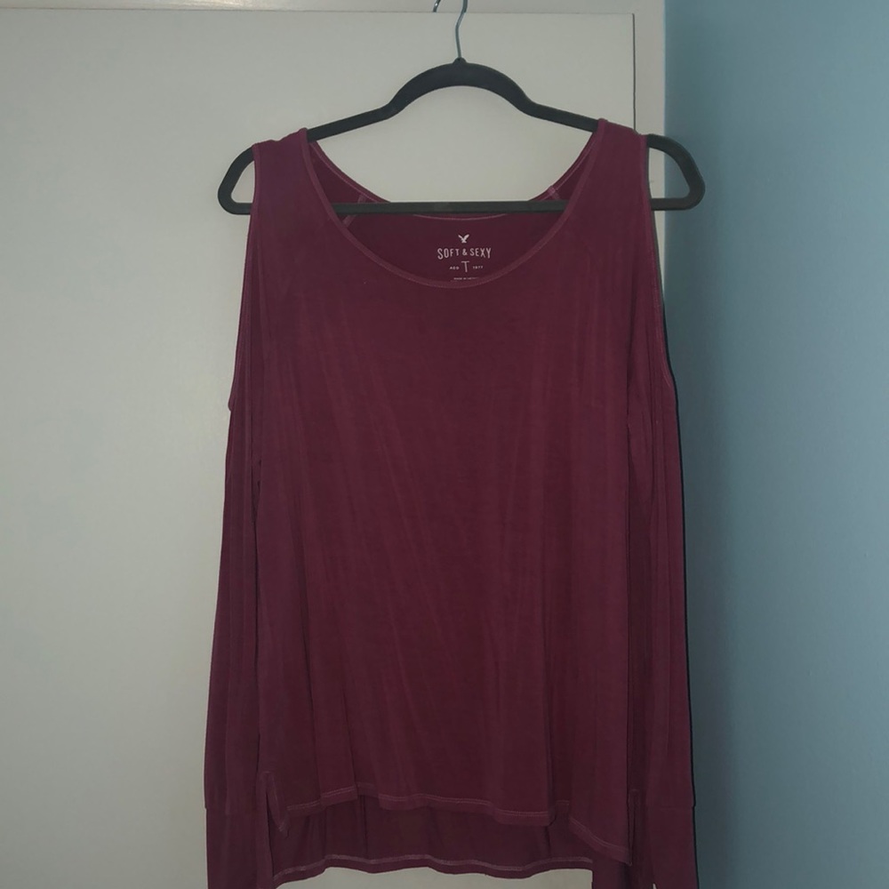 Comfy and cute open shoulder top